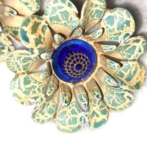 RARE 1940-1950s Flower Pin Curtain tie back holders pair TWISTED METAL DESIGN